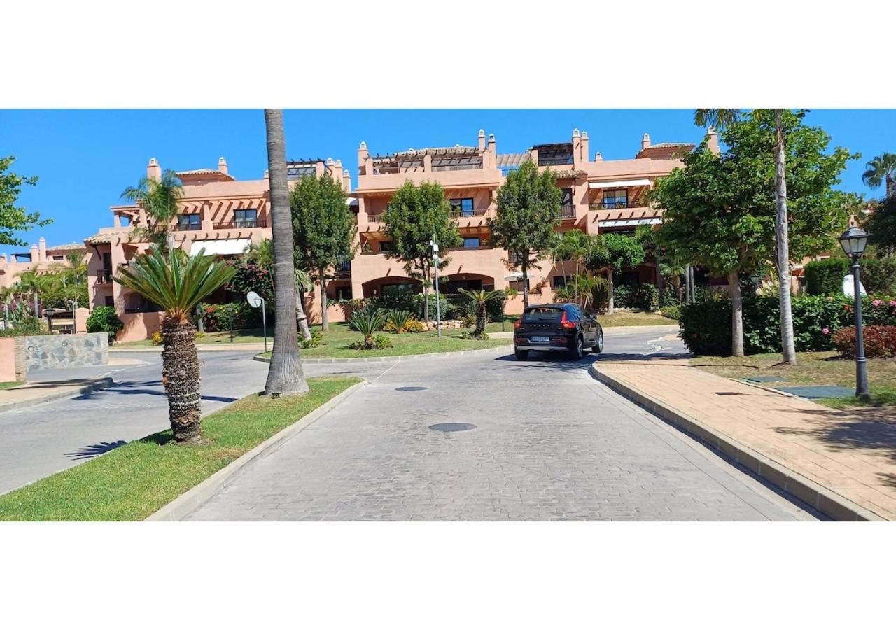 Sunbeach Hacienda Apartment Estepona